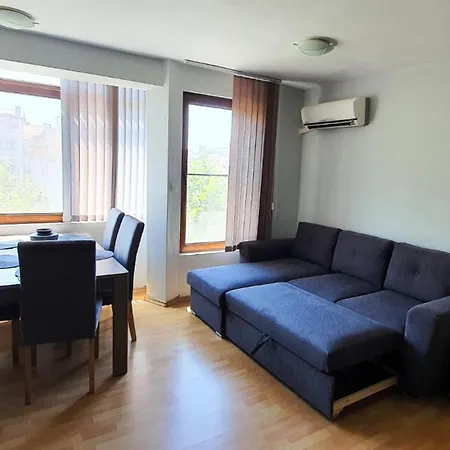Apartment Lindy *